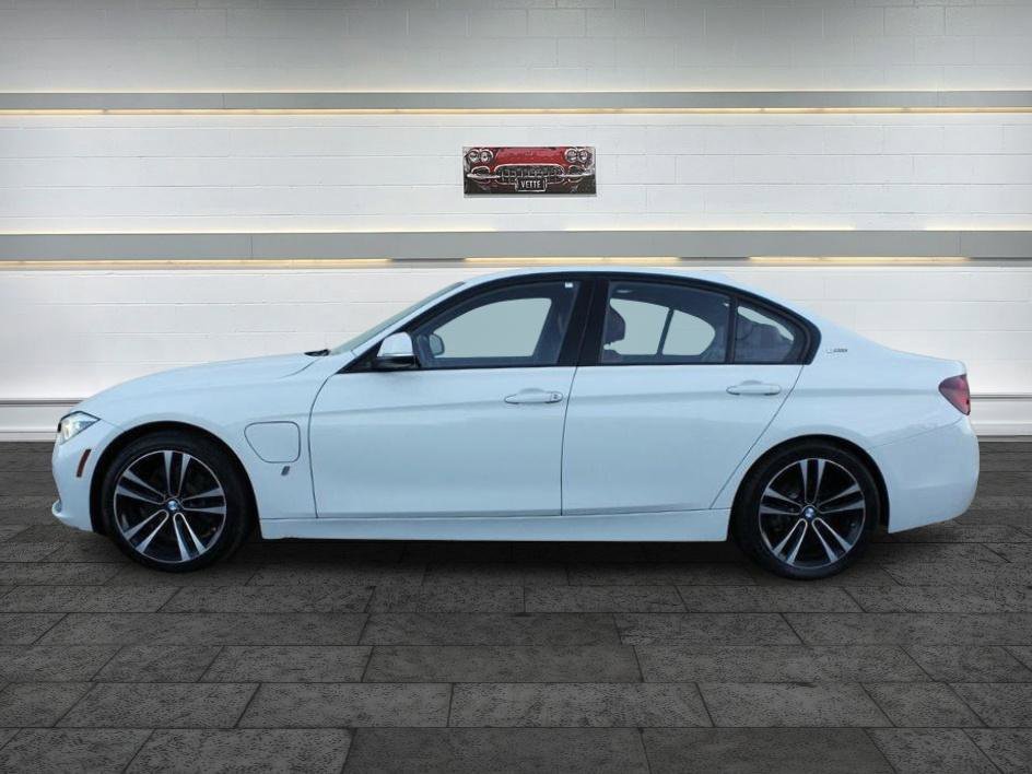 Used 2018 BMW 330e image 4