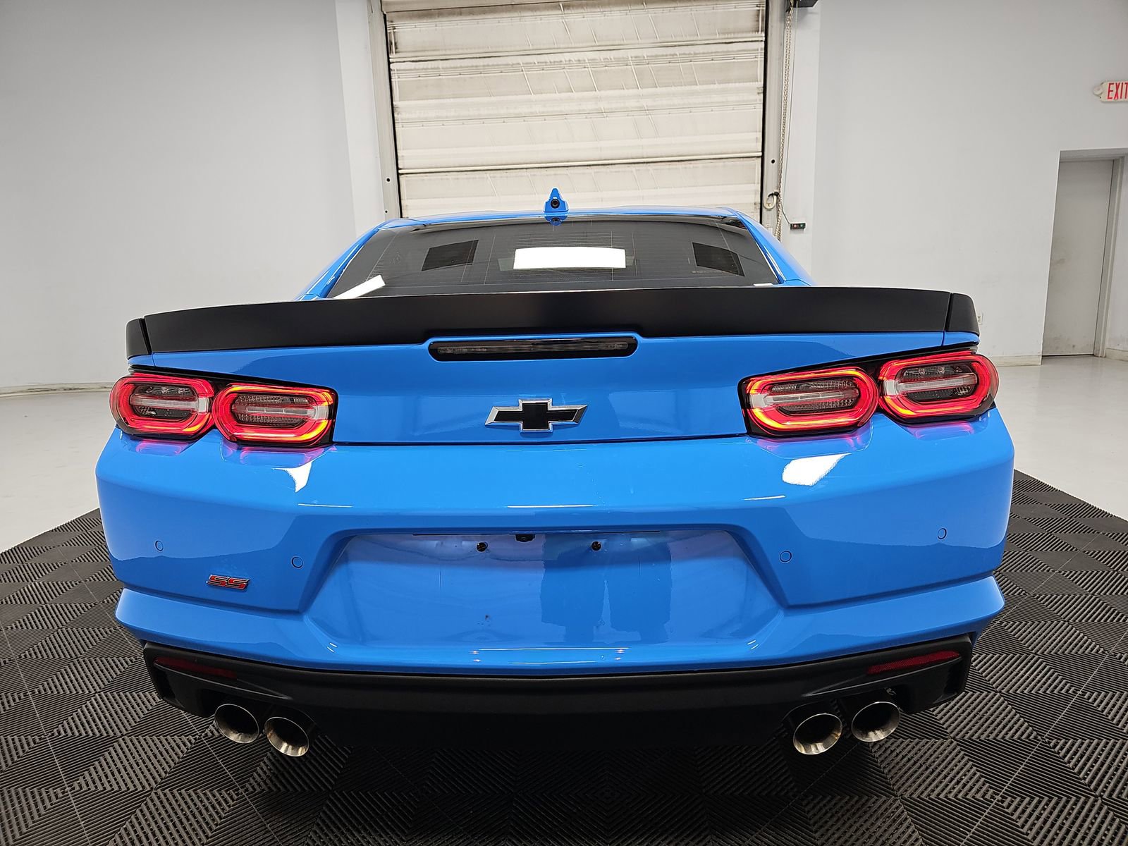 Used 2023 Chevrolet Camaro SS RWD image 6