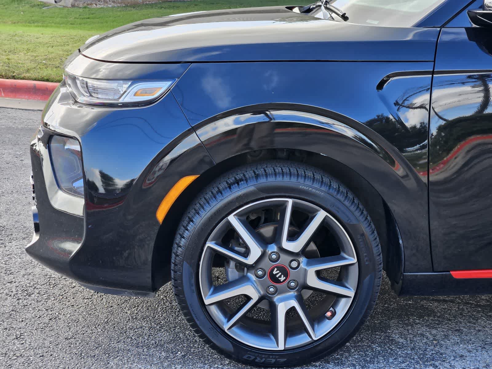 Used 2021 Kia Soul GT-Line FWD image 8