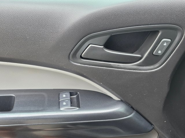 Used 2019 Chevrolet Colorado W/T RWD image 23