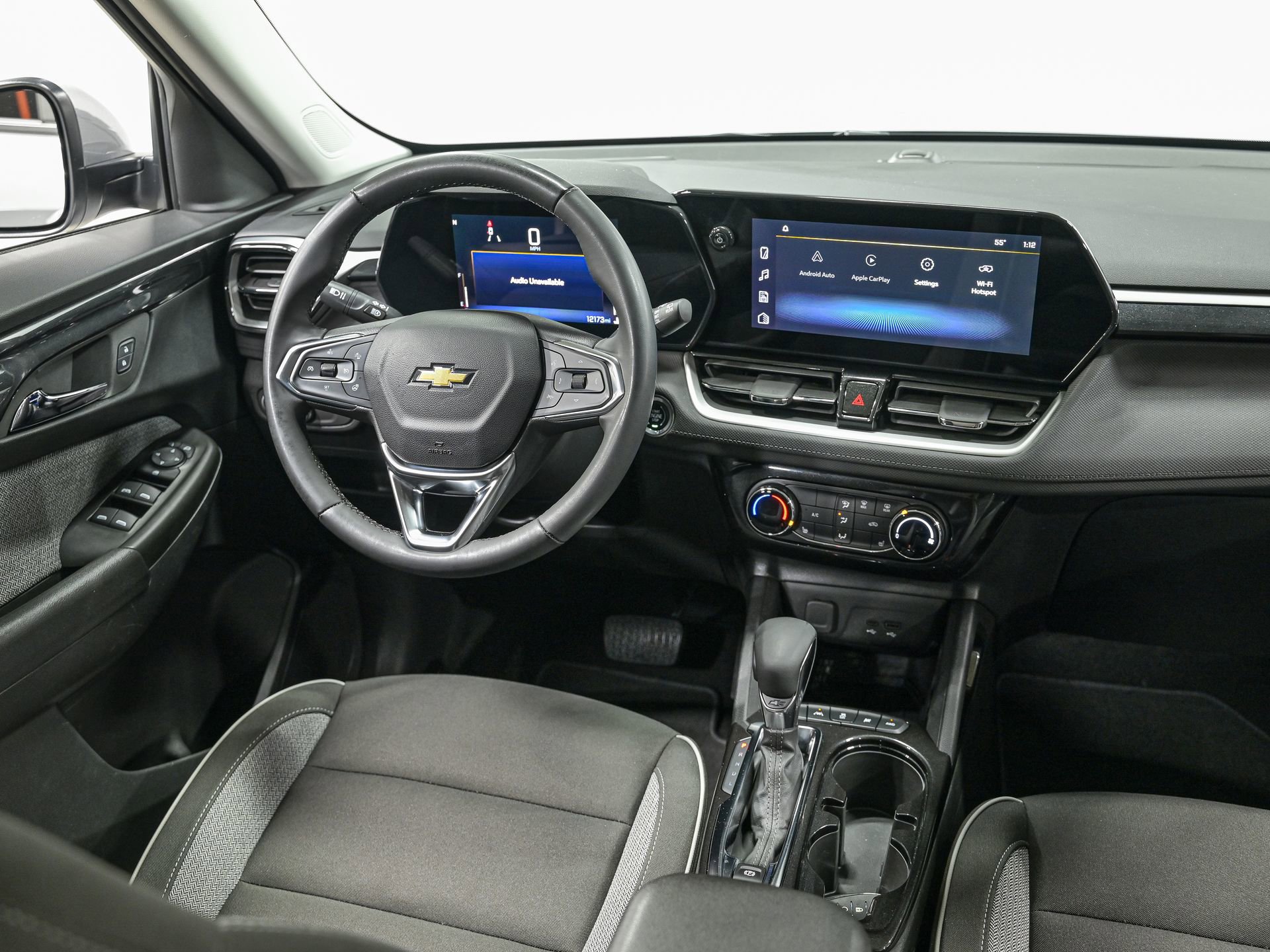 Used 2024 Chevrolet TrailBlazer LT w/ LT Cold Weather Package image 27