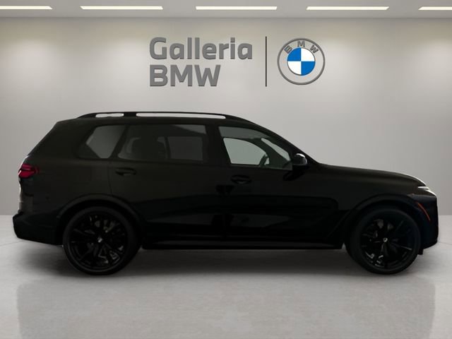 Used 2026 BMW X7 M60i image 8