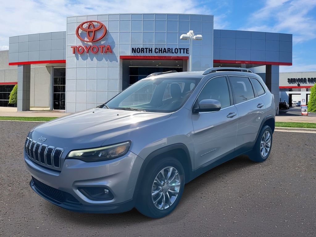 Used 2019 Jeep Cherokee Latitude Plus image 4