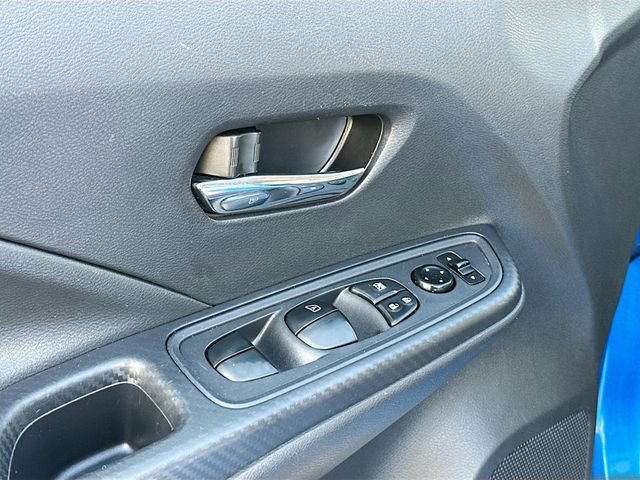 Used 2023 Nissan Versa SV image 16