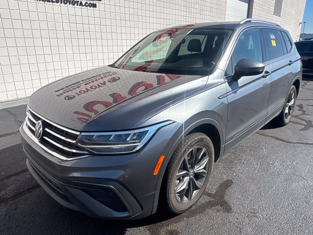 Used 2022 Volkswagen Tiguan SE