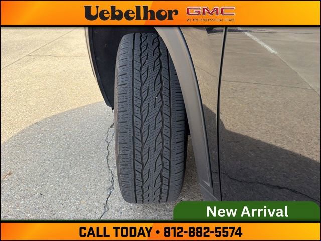 Used 2025 Buick Enclave Preferred image 24