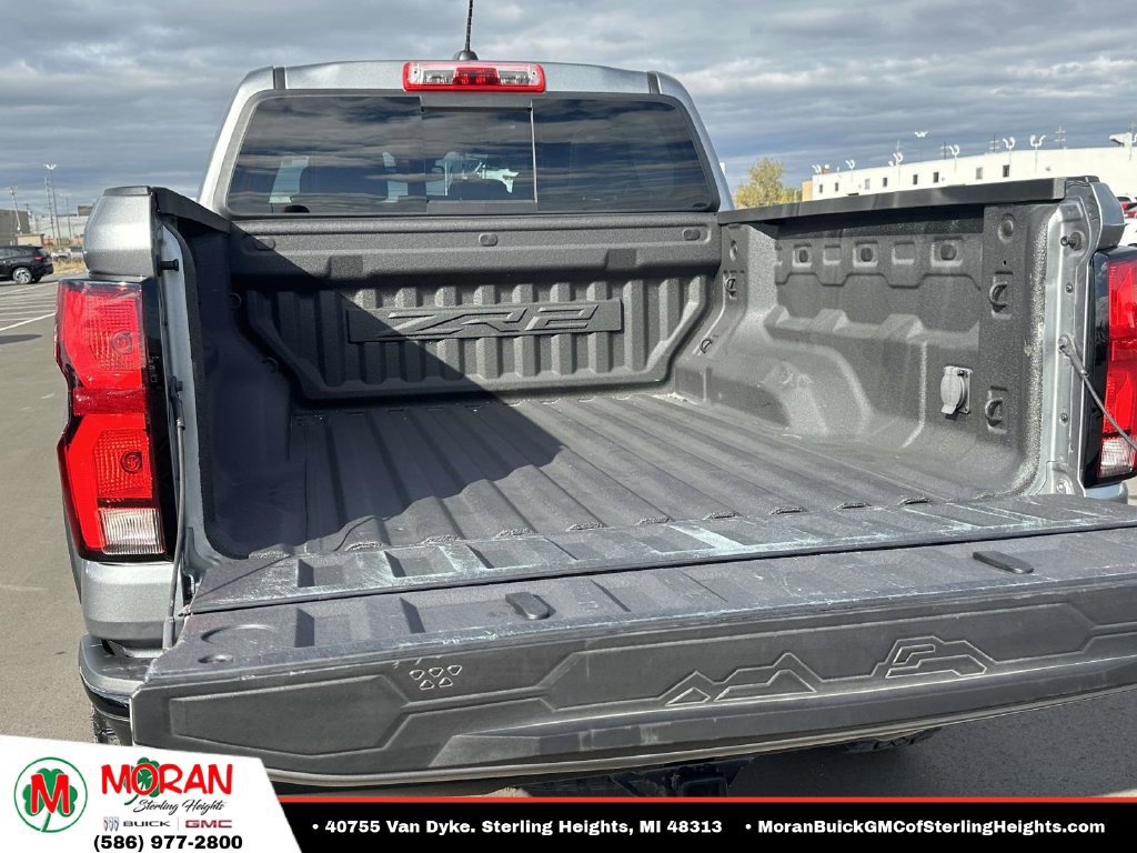 Certified 2023 Chevrolet Colorado ZR2 w/ ZR2 Convenience Package III AWD/4WD image 9