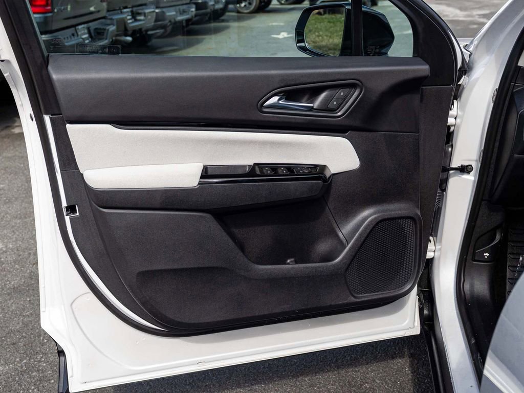Used 2024 Honda Prologue EX image 11
