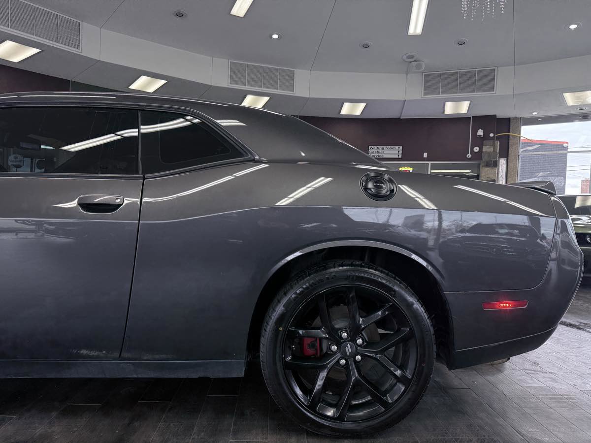 Used 2021 Dodge Challenger SXT w/ Blacktop Package image 21