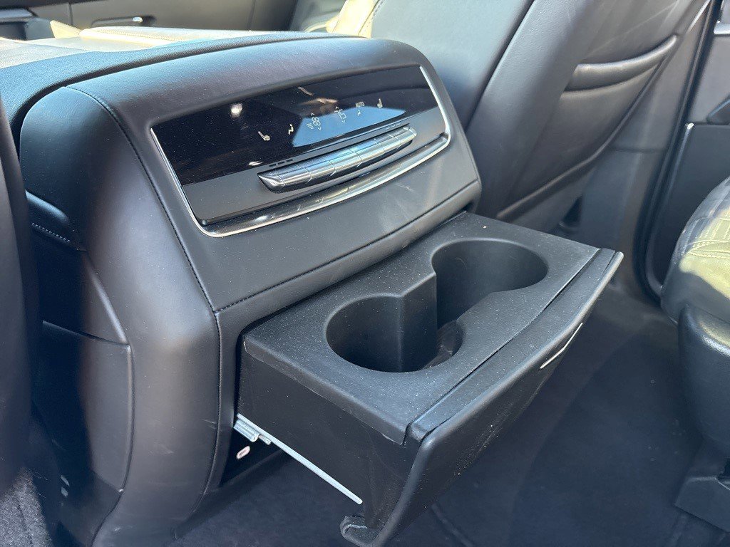 Certified 2023 Cadillac Escalade Premium Luxury Platinum image 13