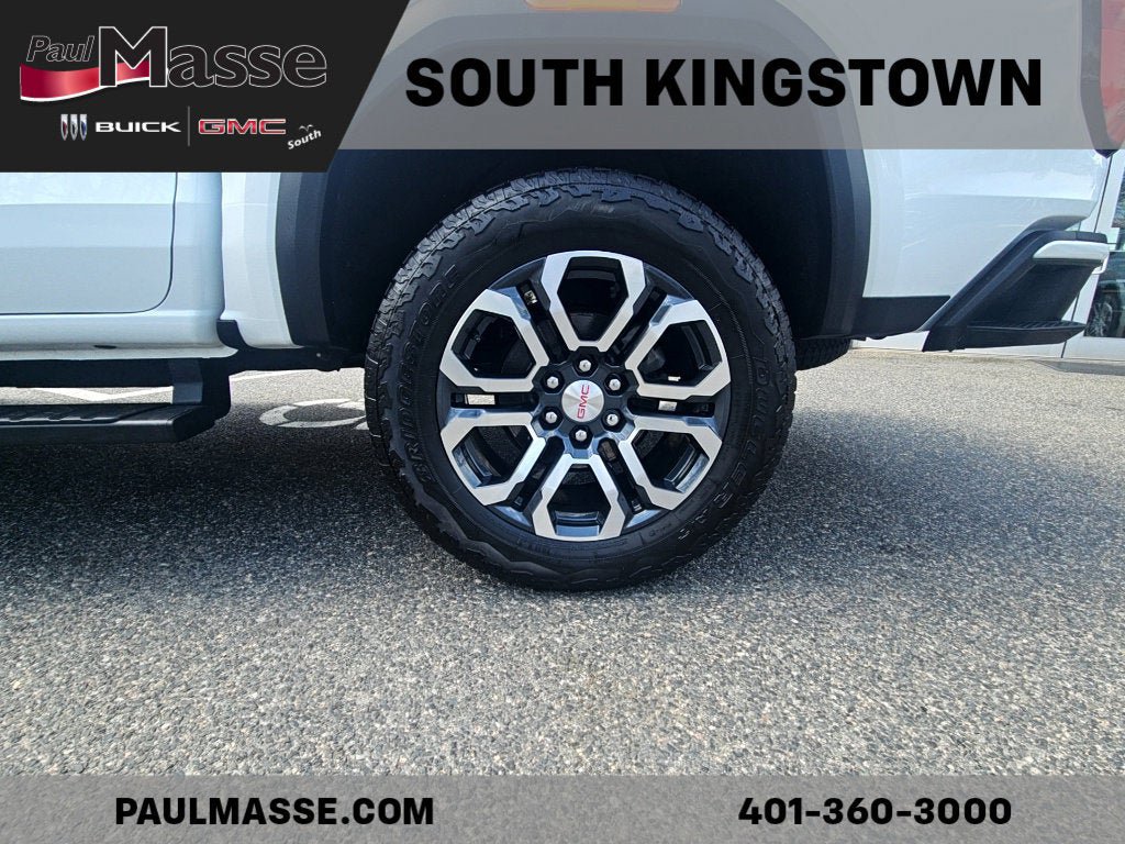 Used 2023 GMC Canyon AT4 w/ AT4 Premium Package AWD/4WD image 8