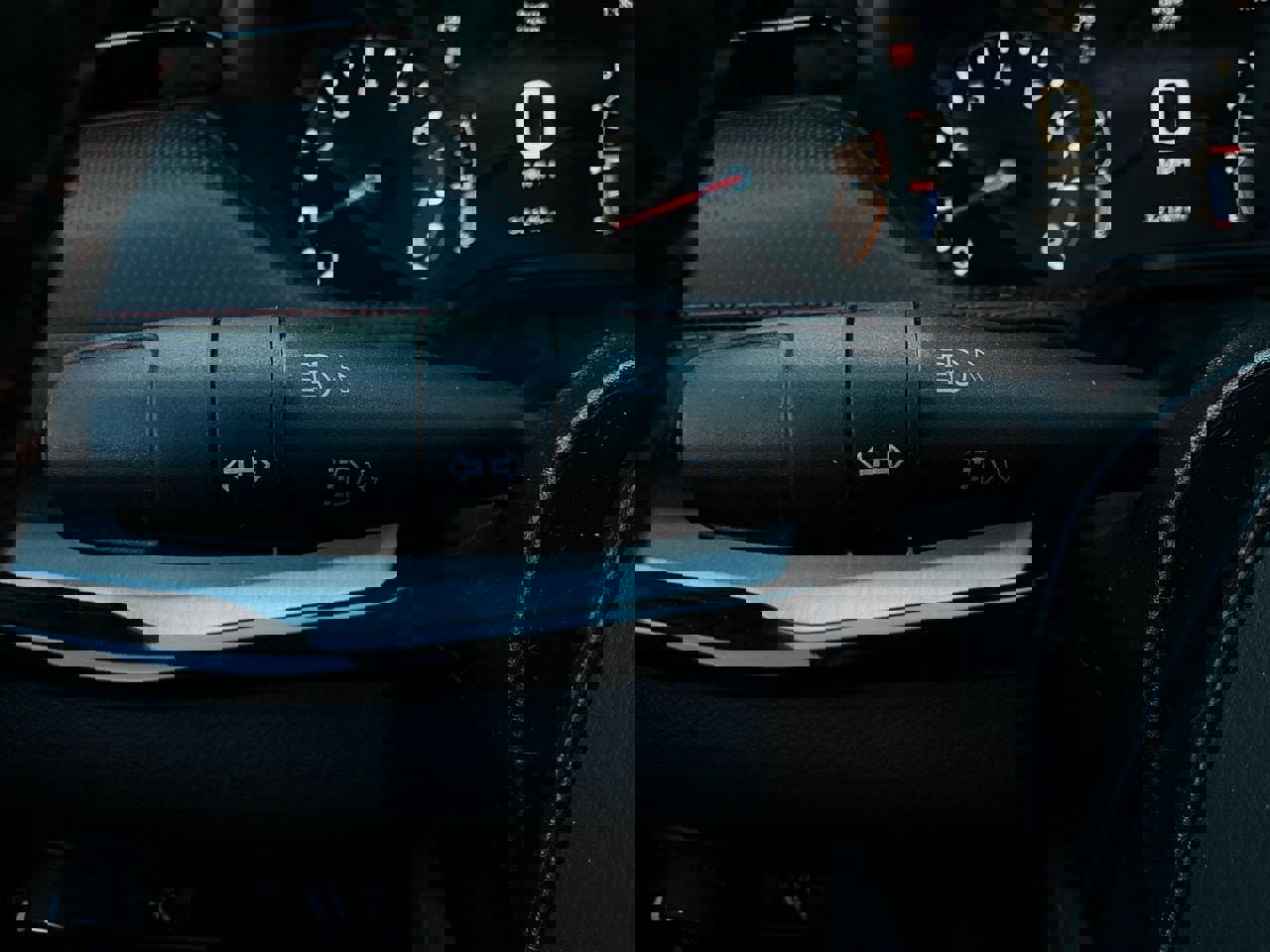 Used 2025 Jeep Compass Trailhawk image 36