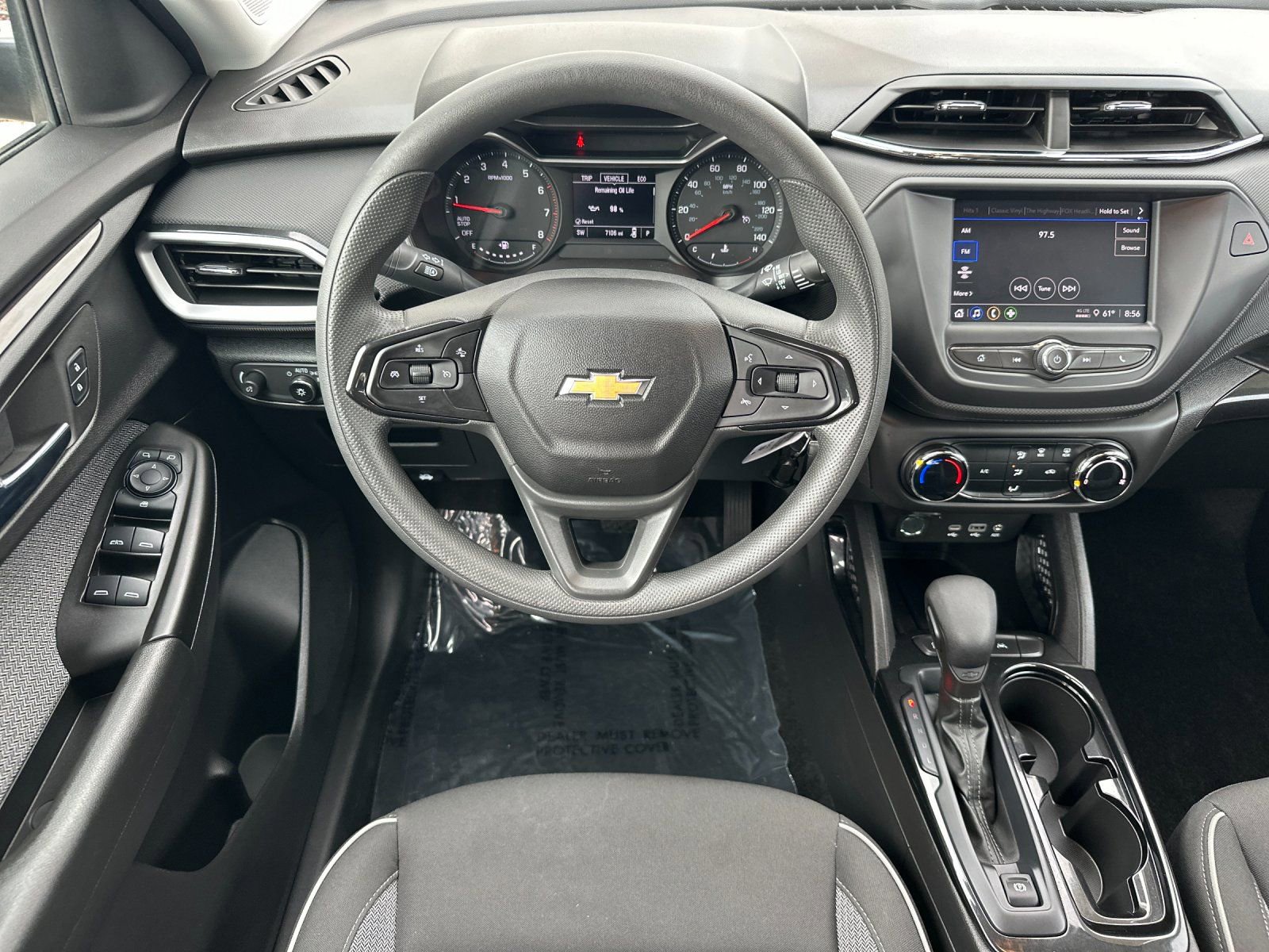 Used 2023 Chevrolet TrailBlazer LS FWD image 16
