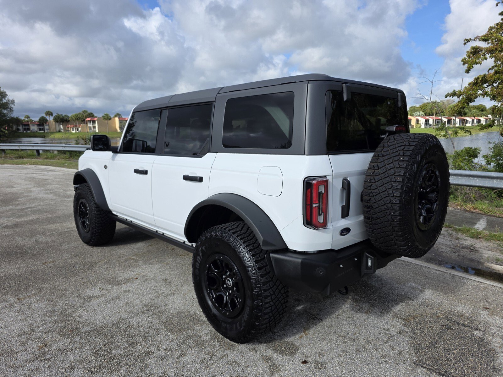 Used 2022 Ford Bronco Wildtrak AWD/4WD video 2