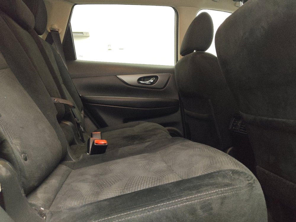 Used 2015 Nissan Rogue SV AWD/4WD image 19