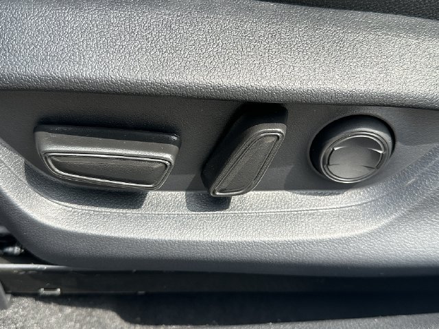 Used 2026 Toyota Camry SE w/ Multimedia Upgrade Package FWD image 20