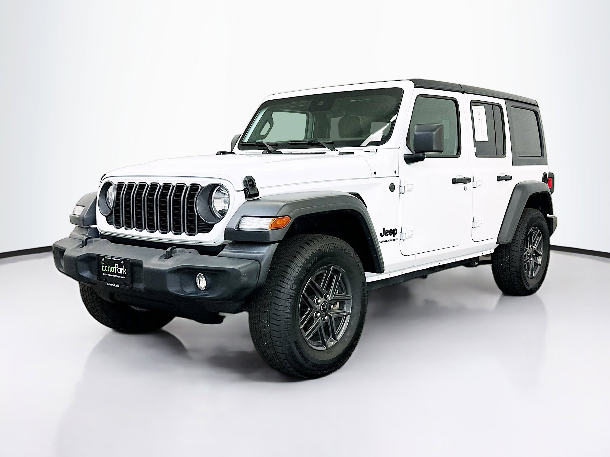 Used 2025 Jeep Wrangler Sport S image 3