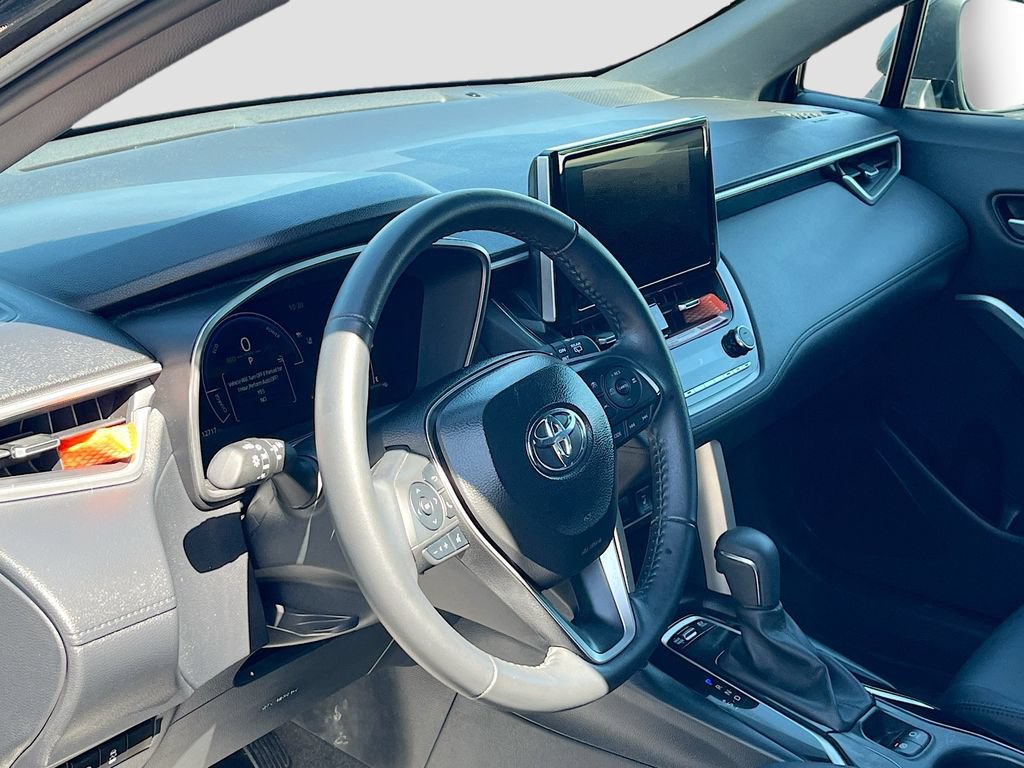 Used 2024 Toyota Corolla Cross AWD Hybrid w/ Convenience Package image 9
