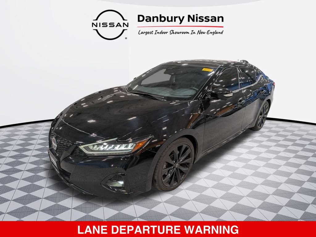 Certified 2023 Nissan Maxima SR w/ Sport Mat Group FWD image 8