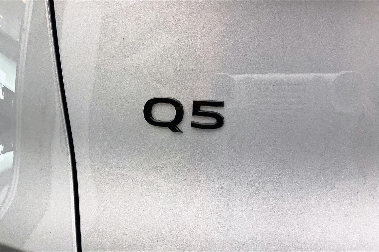 Certified 2025 Audi Q5 Premium AWD/4WD image 33