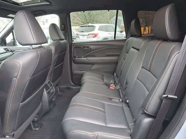 Used 2023 Honda Passport TrailSport image 10