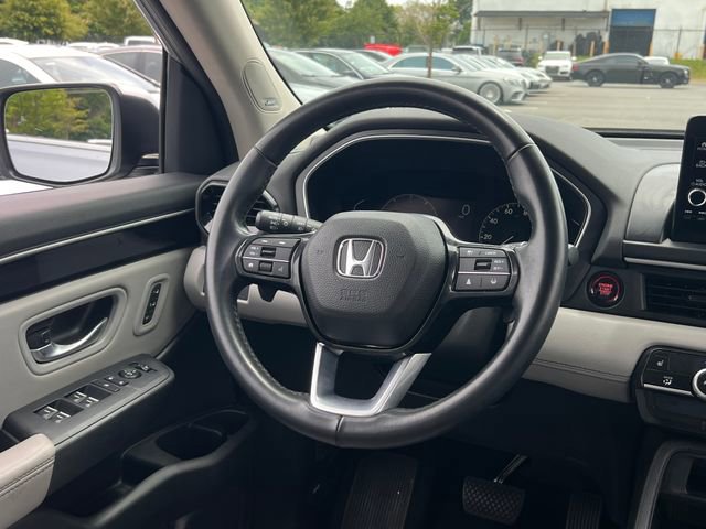 Used 2023 Honda Pilot Touring image 19