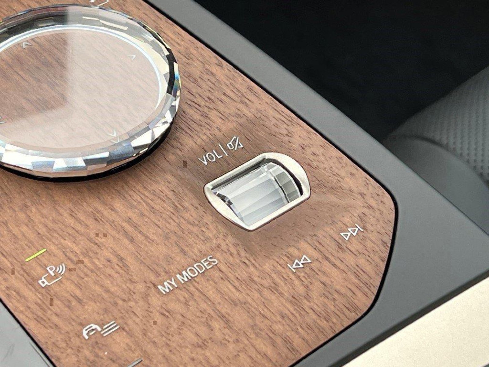 New 2024 BMW iX M60 image 42