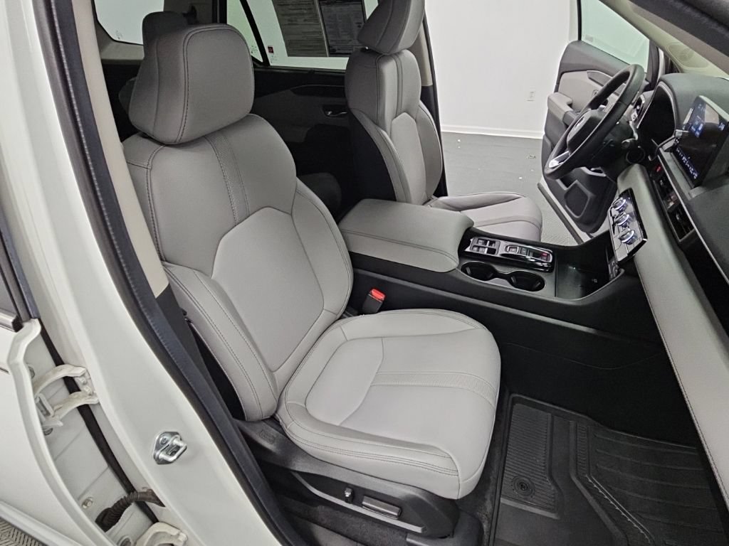 Used 2024 Honda Pilot EX-L image 40