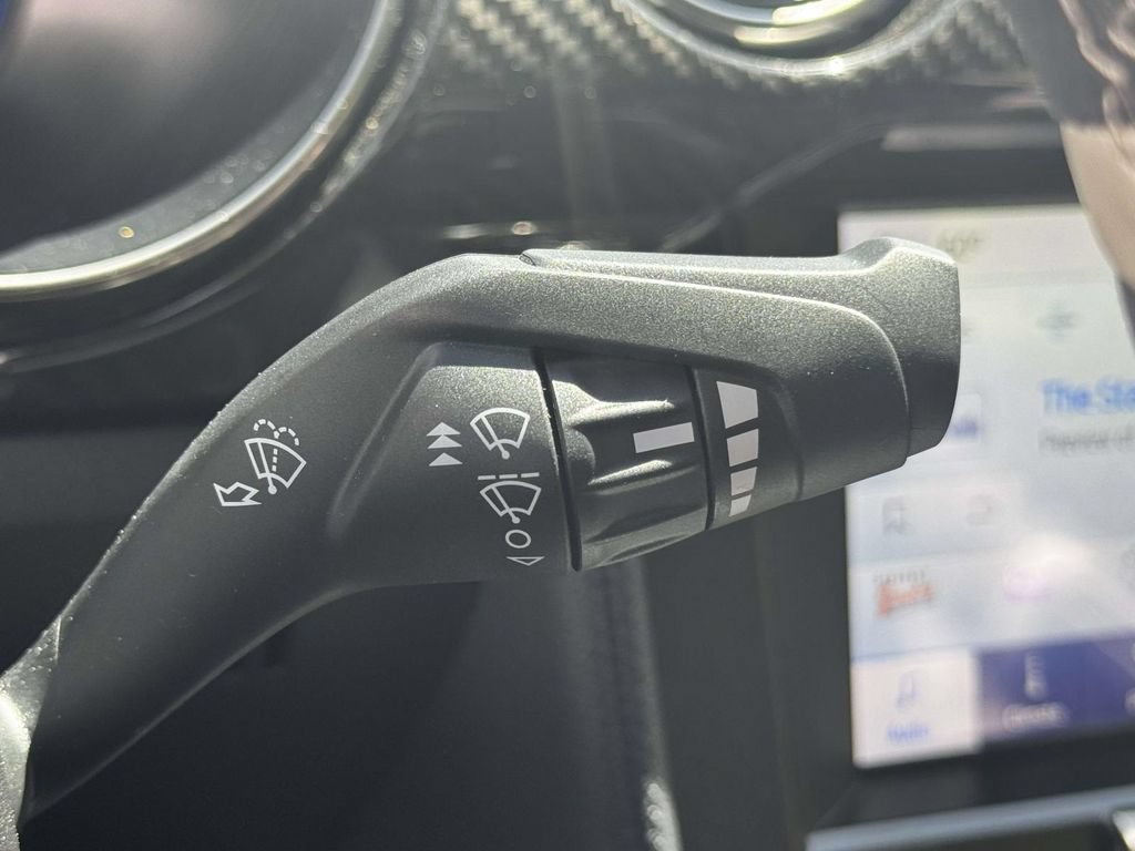 Used 2021 Ford Mustang Shelby GT500 w/ Technology Package RWD image 23