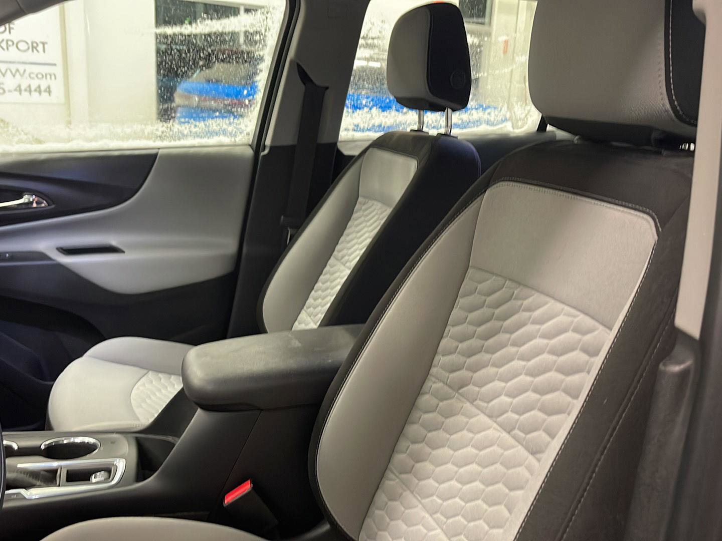 Used 2019 Chevrolet Equinox LS image 8