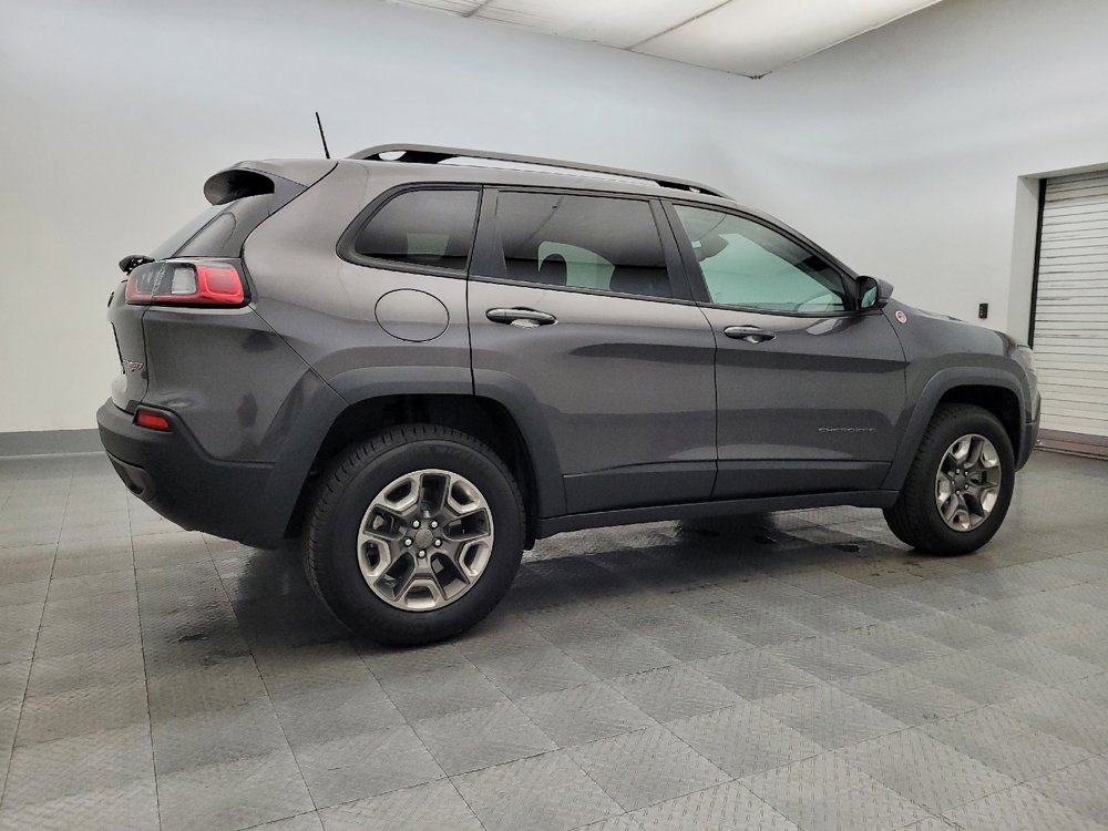 Used 2019 Jeep Cherokee Trailhawk image 10