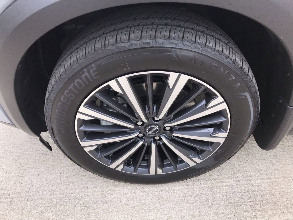 New 2026 Nissan Pathfinder Platinum image 10