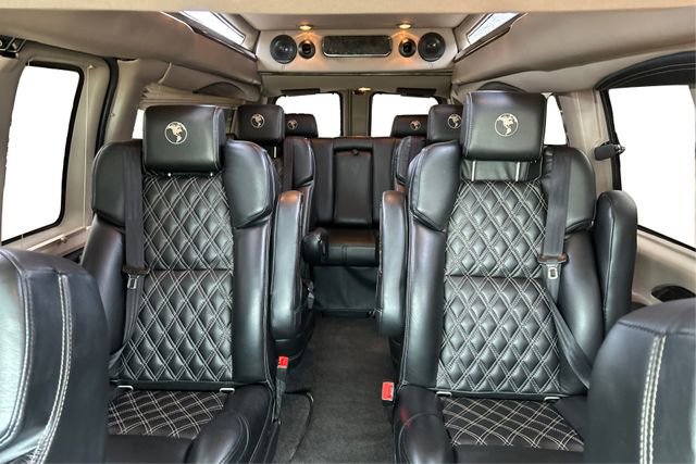 Used 2023 GMC Savana 2500 Extended image 10