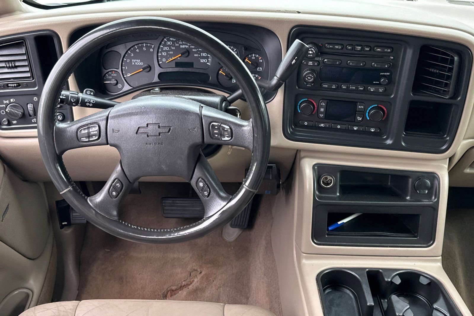 Used 2004 Chevrolet Silverado 2500 LT RWD image 14