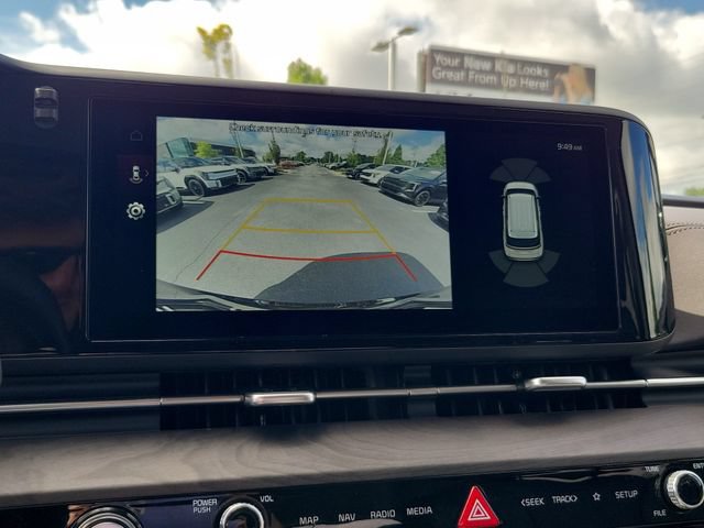 Certified 2024 Kia Carnival EX FWD image 23