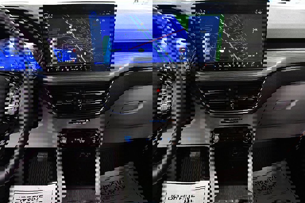 New 2025 Ford Escape SE w/ PHEV Premium Package image 45