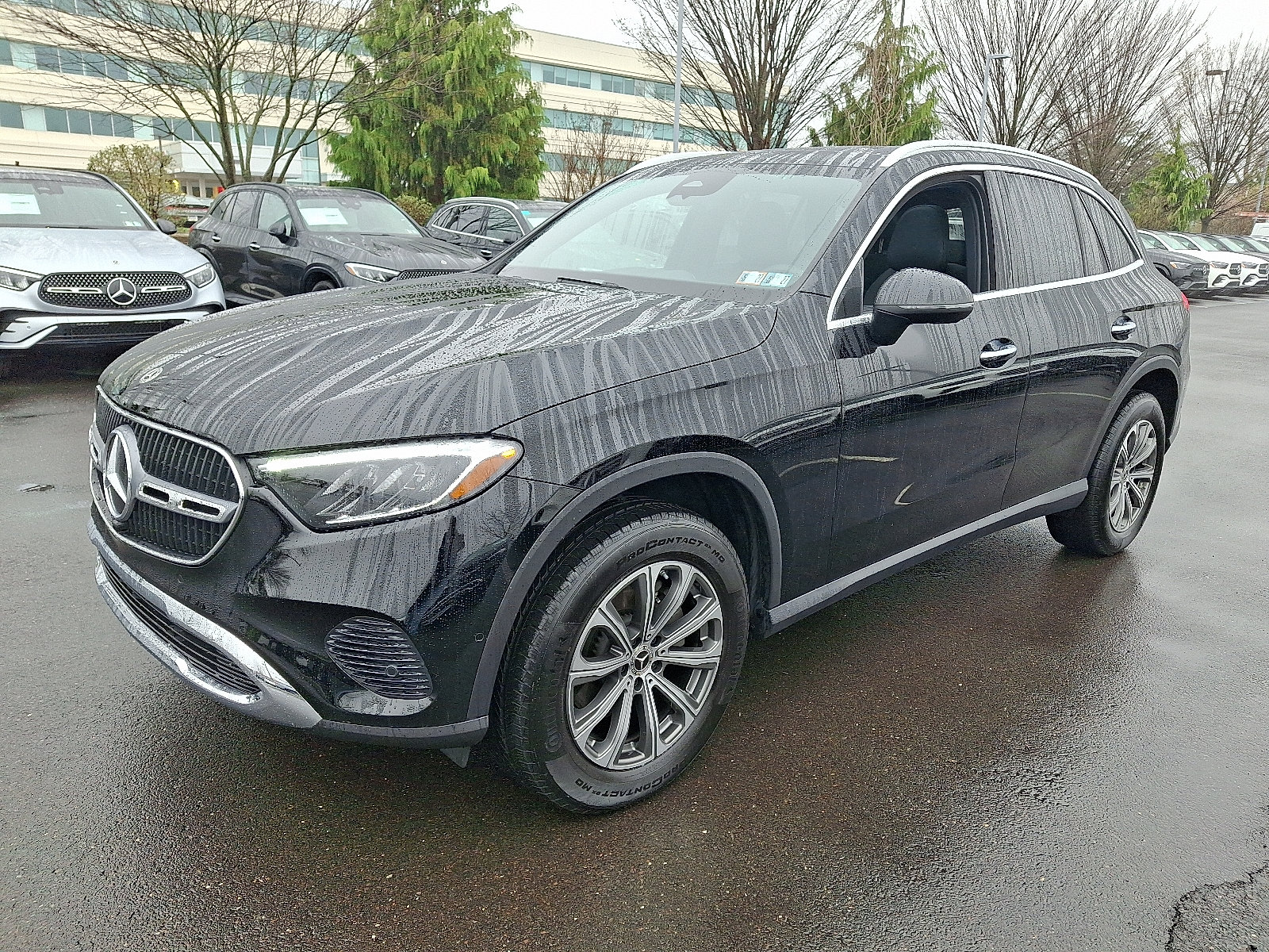 Certified 2025 Mercedes-Benz GLC 300 4MATIC image 3