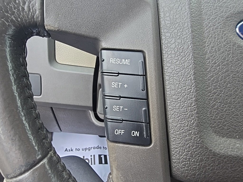 Used 2010 Ford F150 XLT image 16