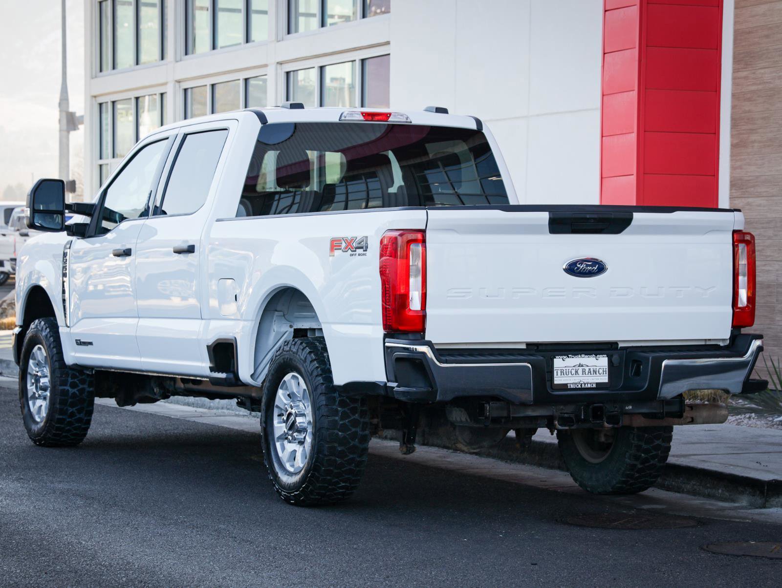 Used 2024 Ford F250 XLT w/ FX4 Off-Road Package image 6