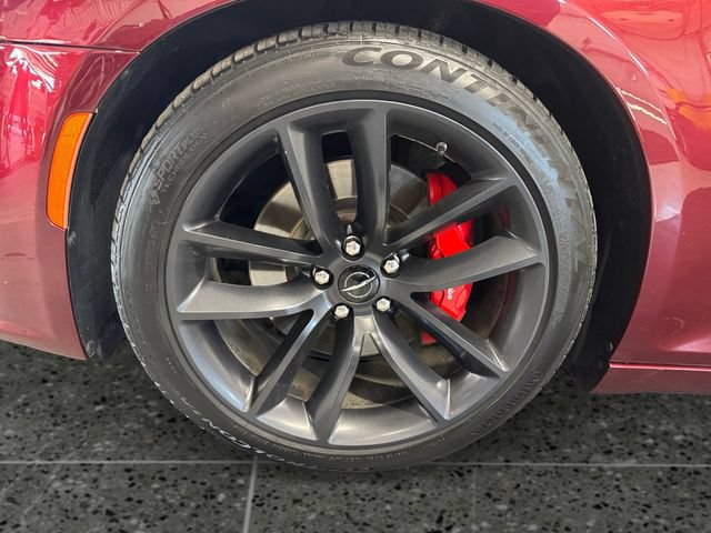 Used 2023 Chrysler 300 C RWD image 28