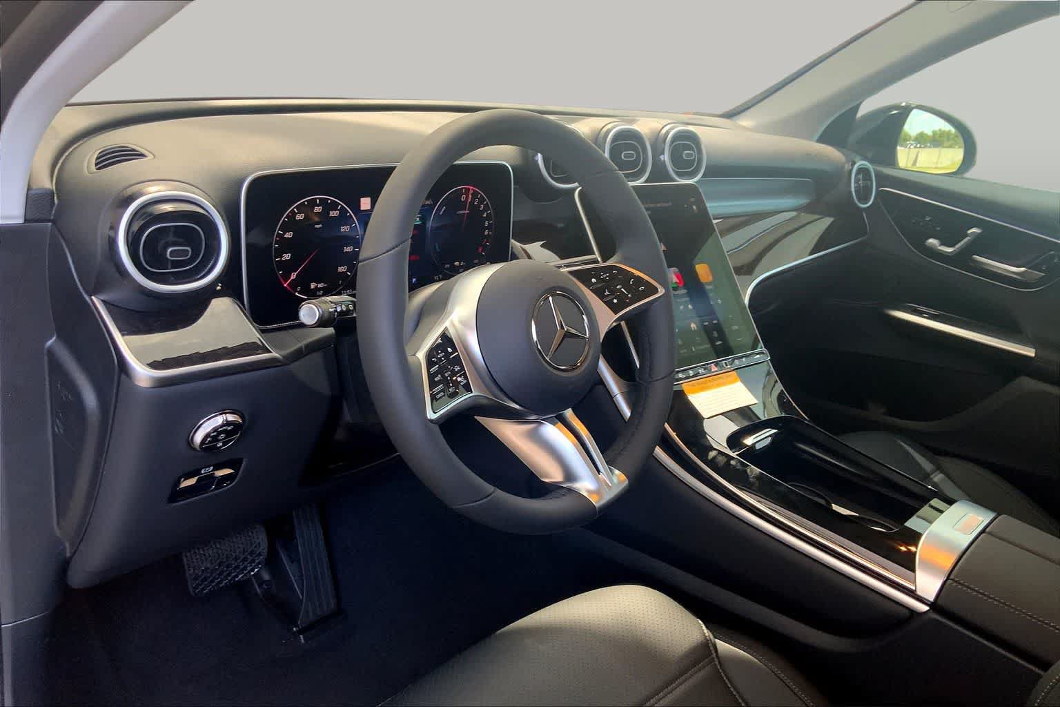 New 2025 Mercedes-Benz GLC 350e 4MATIC image 10