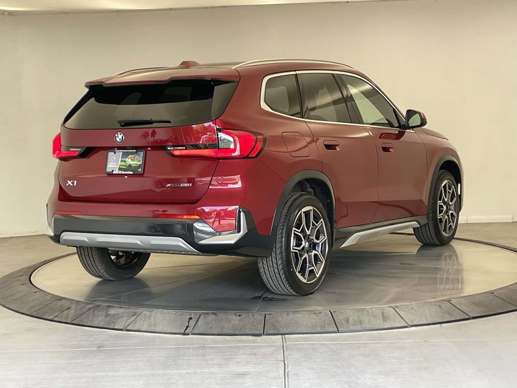 New 2026 BMW X1 xDrive28i w/ Convenience Package AWD/4WD image 5