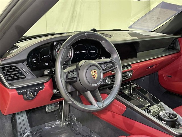 Used 2023 Porsche 911 Carrera 4S image 4