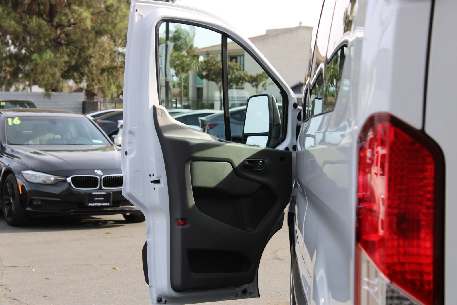 Used 2024 Ford Transit 350 XLT RWD image 6