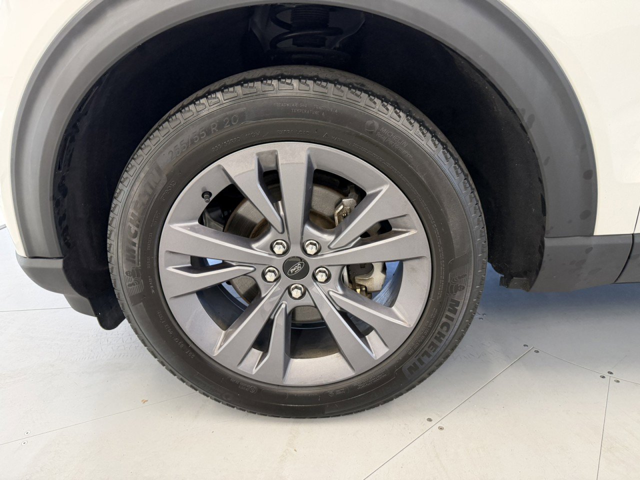 Used 2022 Ford Explorer XLT w/ Equipment Group 202A AWD/4WD image 55