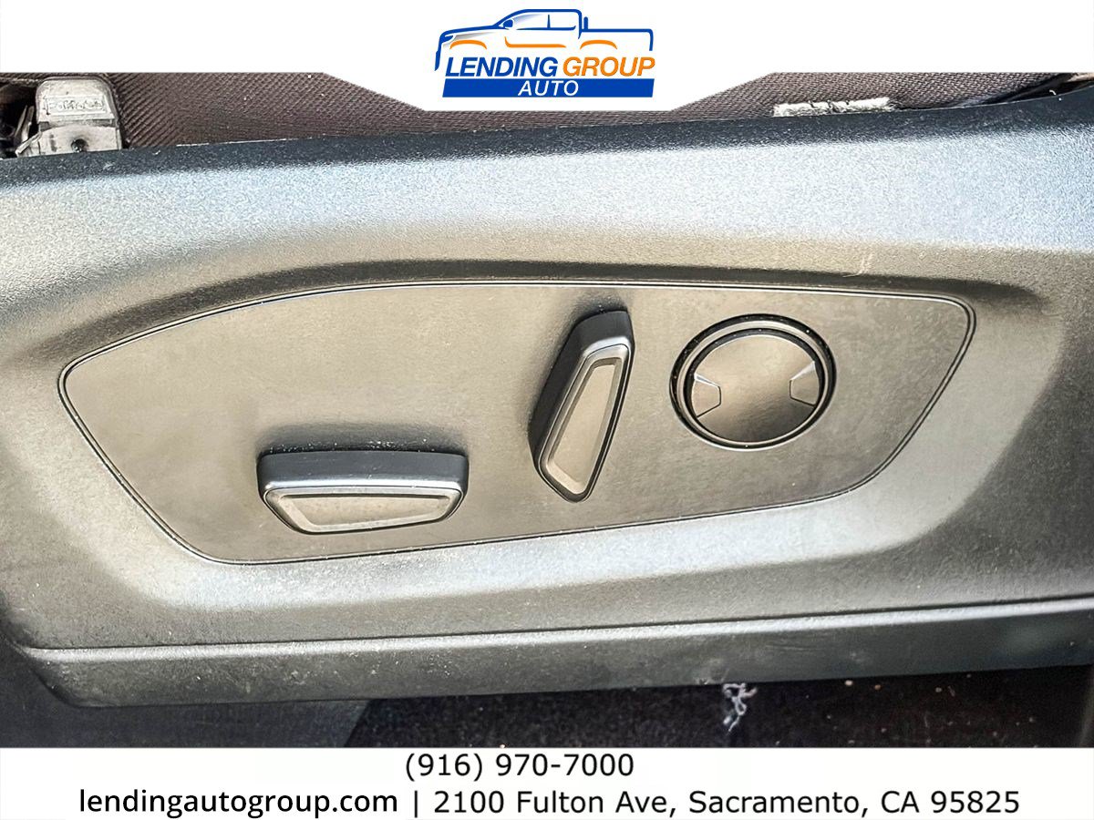 Used 2020 Ford Explorer XLT RWD image 21