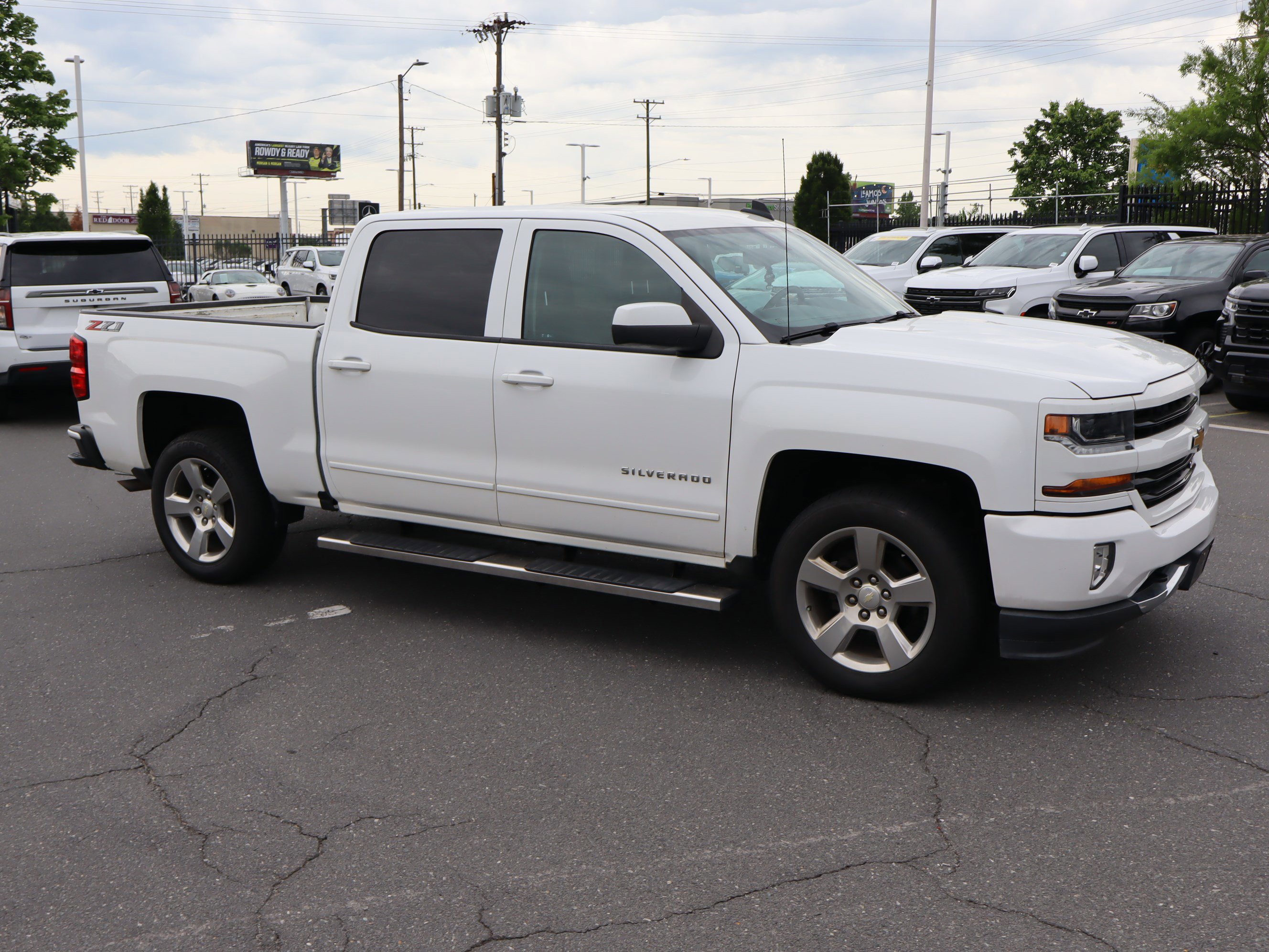 Used 2018 Chevrolet Silverado 1500 LT w/ All Star Edition AWD/4WD image 14