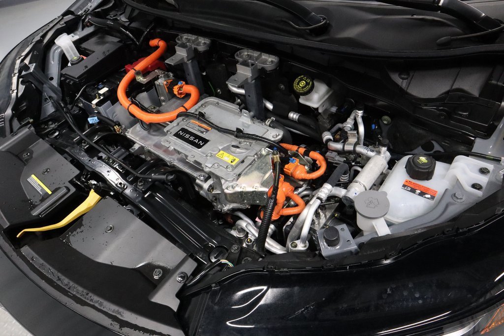 Certified 2024 Nissan Ariya AWD image 16