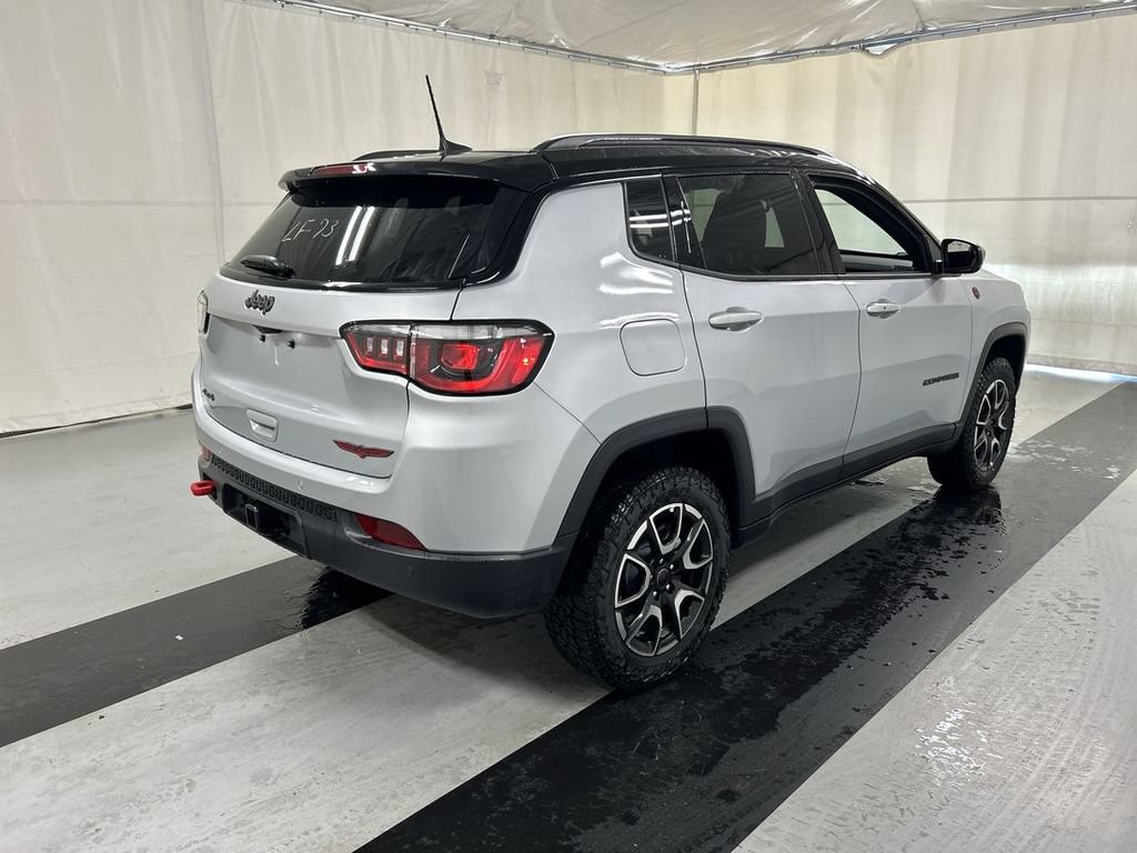 New 2026 Jeep Compass Trailhawk w/ Sun, Sound & Navigation Group AWD/4WD image 2