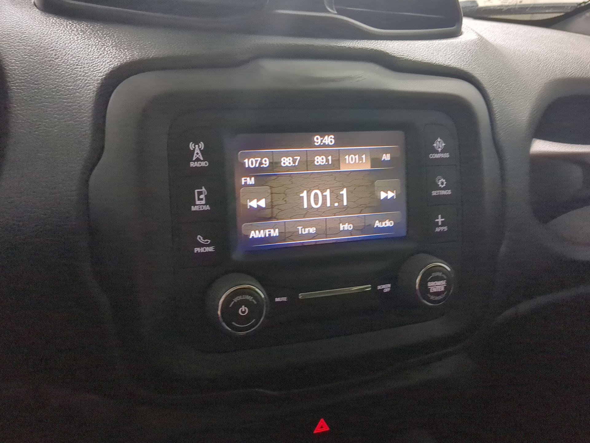 Used 2020 Jeep Renegade Sport image 13